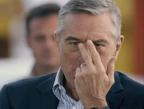 Gestor de olho no trabalho